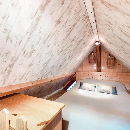 In With Sauna בית נופש *