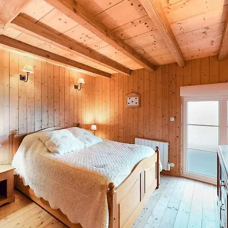 In With Sauna Fourches