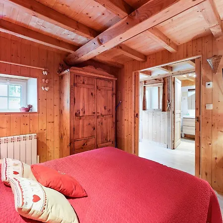 Holiday home Awesome In With Sauna *