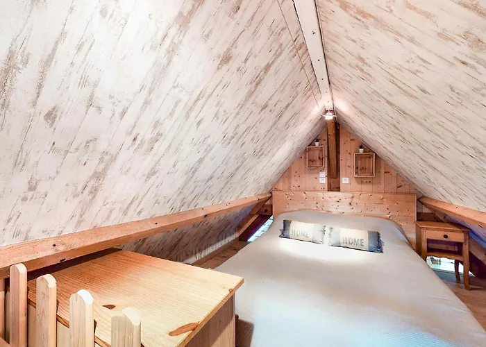 In With Sauna Dom wakacyjny *