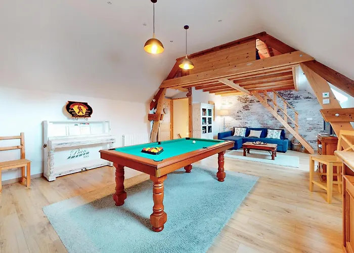 In With Sauna Fourches