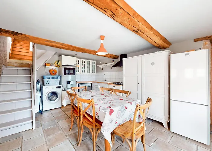 Dom wakacyjny In With Sauna Fourches